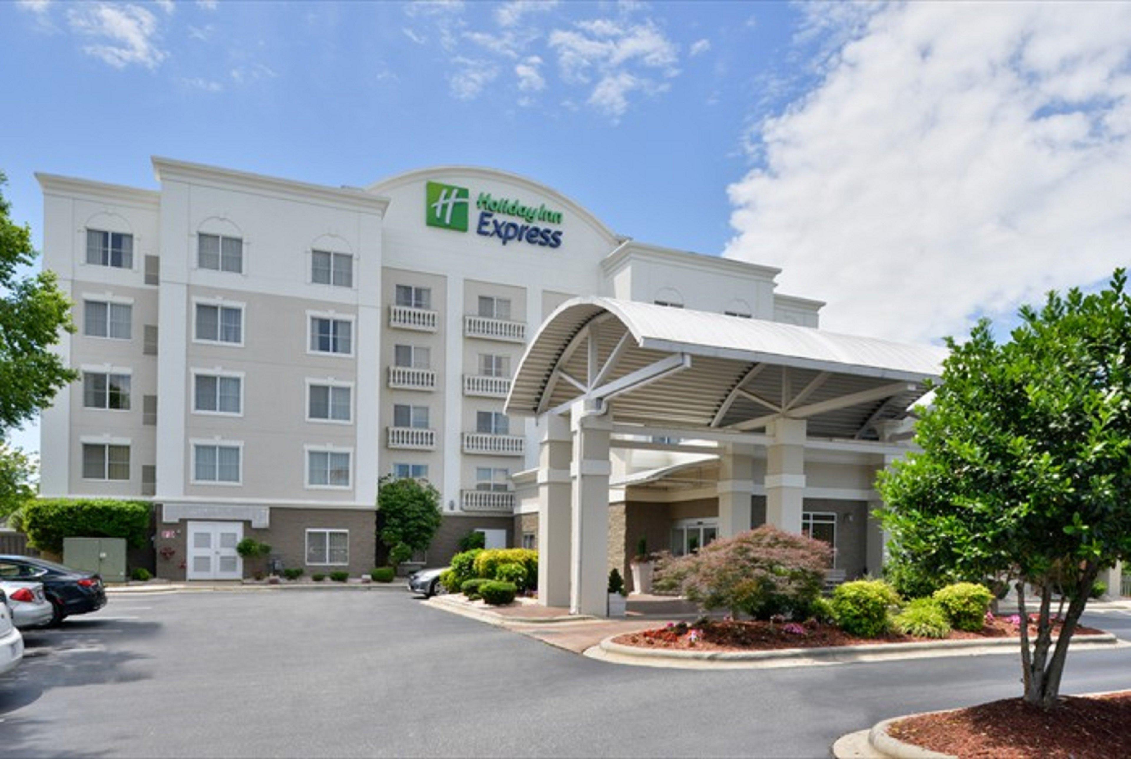 Holiday Inn Express Hotel & Suites Mooresville - Lake Norman By Ihg Exterior photo