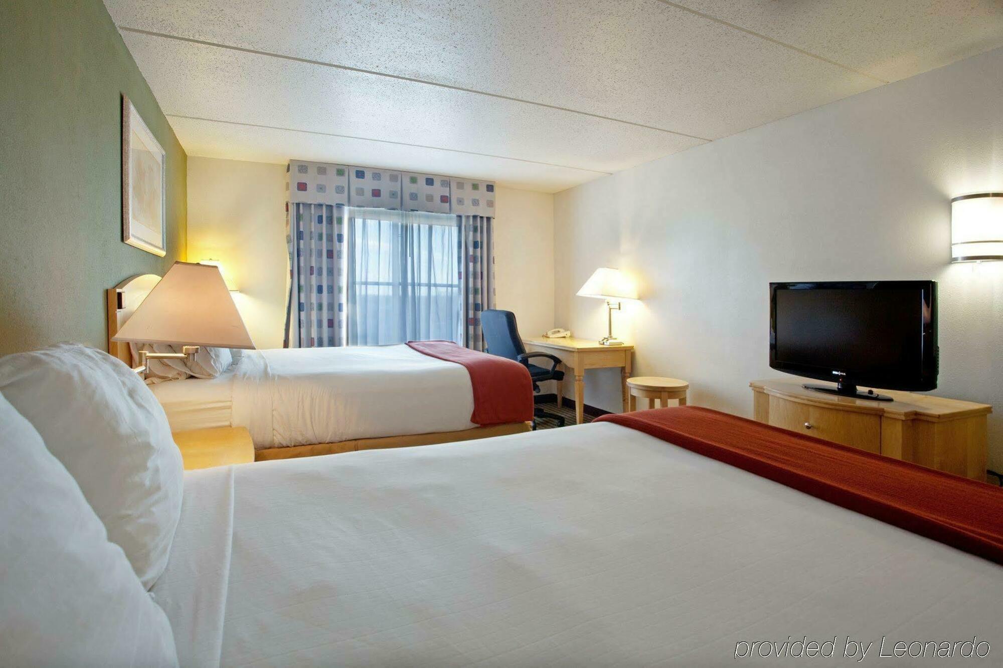 Holiday Inn Express Hotel & Suites Mooresville - Lake Norman By Ihg Room photo